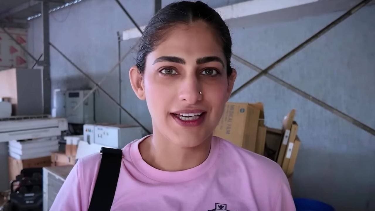 एमआरआई की टेंशन के बीच 760 रुपये के बेन्नी डोसे का मजा, कुब्रा सैत ने दिखाया अपना दिलचस्प ‘मुंबई डे’
